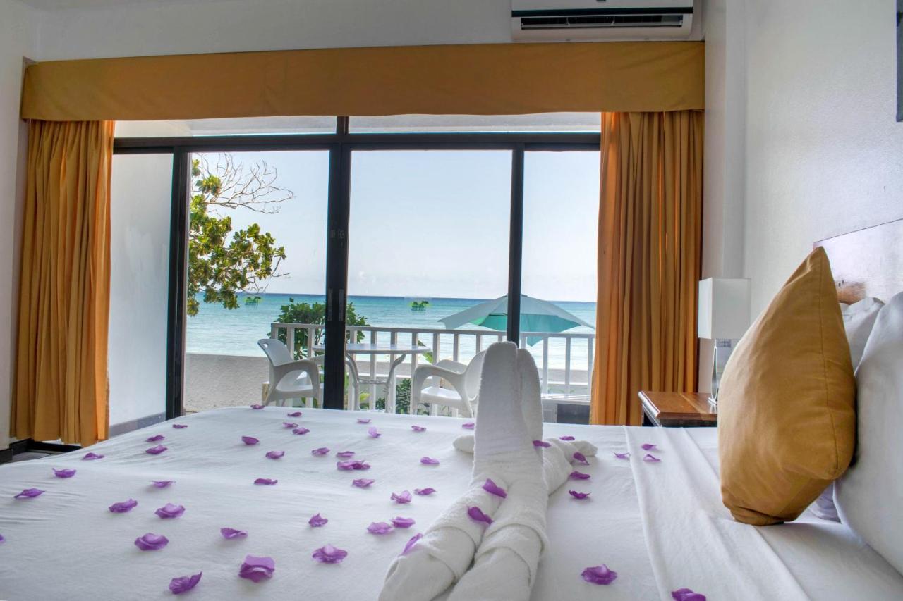 Beach Front Hotelオーチョ・リオス エクステリア 写真